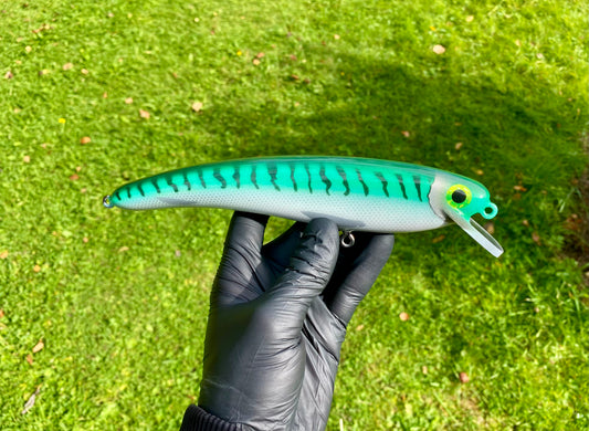 Boreal Bullet - Wobbler 110g / 22cm Makrill grön