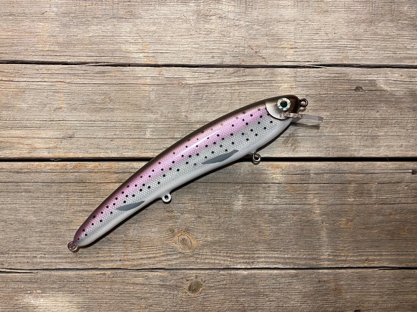 Boreal Beast - Wobbler 145g / 26 cm Rainbow Trout
